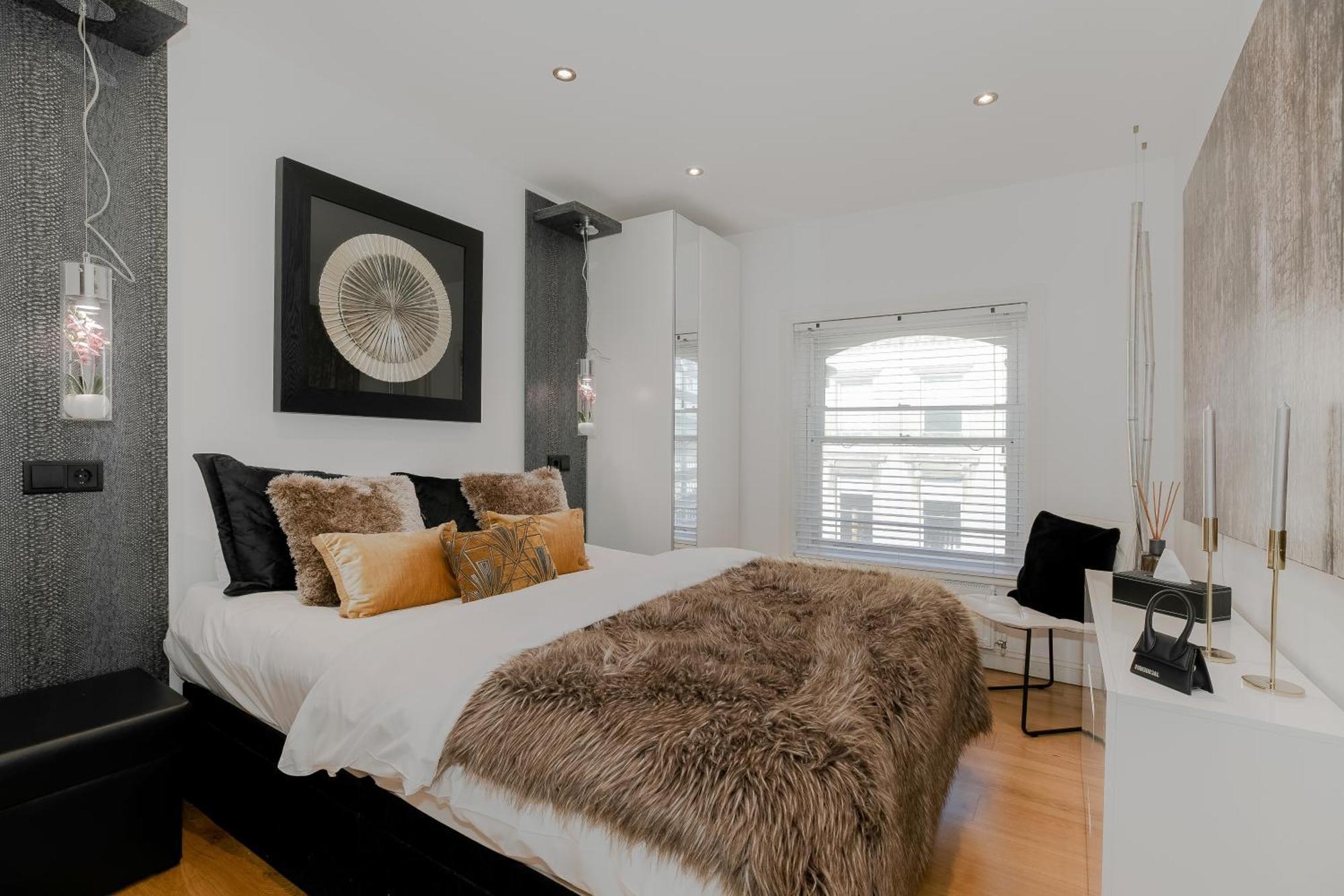 Cool Covent Garden Theatre Design Hub For Families Friends Couples Apartment Лондон Екстериор снимка